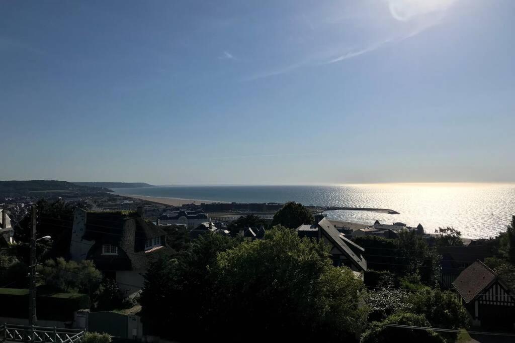 Appartement Avec Vue Imprenable Sur La Mer Trouville-sur-Mer Exterior foto